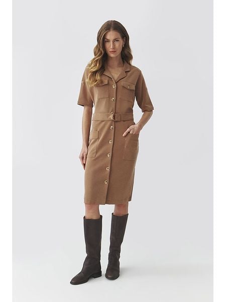 TATUUM Sukienka w kolorze jasnobrązowym rozmiar: XL. Brązowe sukienki Tatuum, xl, bez wzorów, z tkaniny, bez kołnierzyka, bez ramiączek, midi. Za 205.45 zł.
