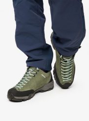 Buty turystyczne damskie Scarpa Mojito Trail. Czarne trekkingi Scarpa, bez wzorów, z materiału, bez zapięcia, trekkingowe. Za 637.99 zł.