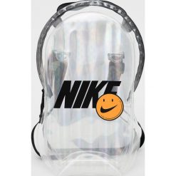 Nike saszetka kolor srebrny. Szare nerki i saszetki Nike, bez wzorów, bez dodatków. W wyprzedaży za 174.99 zł.
