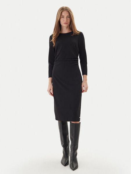 Calvin Klein Sukienka koktajlowa LV044D062G Czarny Slim Fit. Czarne sukienki Calvin Klein, bez wzorów, z syntetyku, wizytowe, bez kołnierzyka, bez ramiączek. Za 579.99 zł.