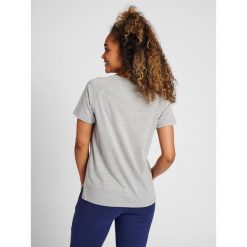 Koszulka damska Hummel Noni 2.0. Szare t-shirty sportowe Hummel, xs, bez wzorów, z bawełny, bez ramiączek, do piłki nożnej. Za 84.10 zł.