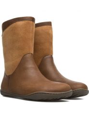 Camper Skórzane kozaki w kolorze jasnobrązowym rozmiar: 35. Brązowe kozaki Camper, na zimę, bez wzorów, bez obcasa, bez zapięcia. Za 347.99 zł.