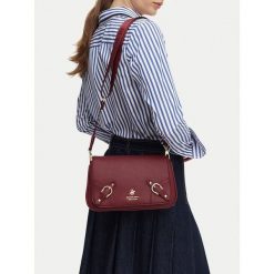 Torebka Beverly Hills Polo Club. Czerwone listonoszki Beverly Hills Polo Club, bez wzorów, bez dodatków. Za 179.99 zł.