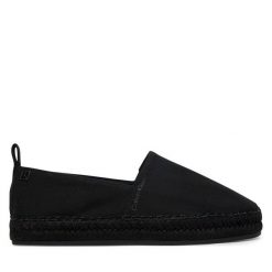 Espadryle Calvin Klein. Czarne espadryle Calvin Klein, bez wzorów, bez obcasa. Za 329.99 zł.