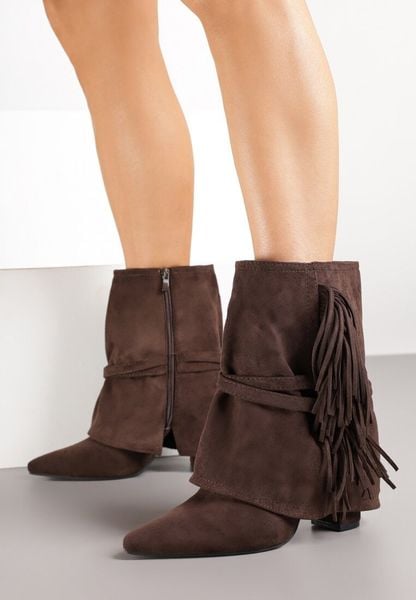 Ciemnobrązowe Botki Boho z Cholewką Imitującą Nogawkę i Frędzlami Zaslie. Brązowe botki Renee, bez wzorów, z jeansu, boho, bez obcasa, na obcasie, bez zapięcia. Za 169.99 zł.