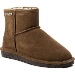 Buty BEARPAW - Demi 619W Hickory/Chocolate. Botki marki Bearpaw. W wyprzedaży za 229.00 zł.