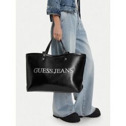 Torebka Guess Jeans. Czarne shopper bag Guess Jeans, z aplikacjami, z jeansu, bez dodatków. Za 269.99 zł.