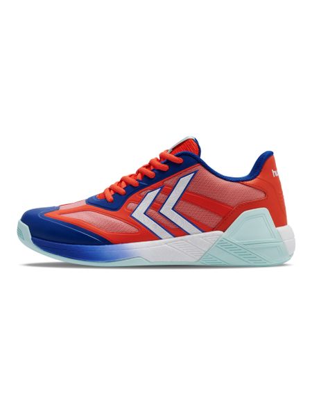 Buty halowe Hummel Algiz 25. Białe buty treningowe Hummel, na jesień, bez wzorów, z gumy, bez zapięcia, do koszykówki. Za 367.80 zł.