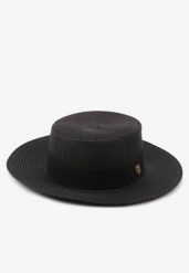 Czarny Pleciony Kapelusz Ozdobiony Metaliczną Aplikacją Doliriela. Czarne kapelusze Renee, na lato, z aplikacjami, eleganckie. W wyprzedaży za 39.99 zł.