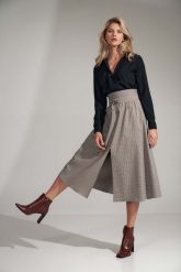 Rozkloszowana Spódnica do Połowy Łydki z Rozcięciem- Kratka. Brązowe spódnice Figl, xl, bez wzorów, z materiału, rozkloszowane. Za 269.00 zł.