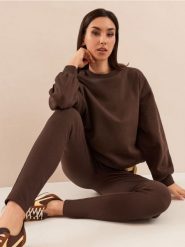 Bluza dresowa crewneck oversize - brązowy. Brązowe bluzy Sinsay, l, bez wzorów, z dresówki, bez ramiączek, bez kaptura. Za 39.99 zł.