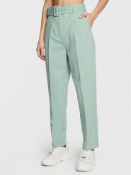 NAF NAF Spodnie materiałowe Egisele THNP36 Zielony Slim Fit. Zielone spodnie materiałowe NAF NAF, bez wzorów, z materiału. Za 399.99 zł.