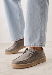 Ciemnobeżowe Zamszowe Półbuty ze Skórzaną Wkładką i Ozdobnymi Przeszyciami Olenos. Brązowe półbuty wsuwane Born2be, bez wzorów, z dresówki, bez obcasa. Za 189.99 zł.