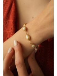 Pierres delicates Bransoletka w kolorze jasnoróżowym z perłami rozmiar: onesize. Różowe bransoletki Pierres delicates, z perłą, z mosiądzu. Za 117.73 zł.