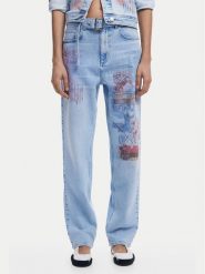 Desigual Jeansy Hawai 25SWDD13 Niebieski Mom Fit. Niebieskie jeansy Desigual, bez wzorów, z bawełny. Za 289.99 zł.