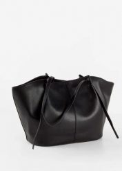 Torba typu shopper. Czarne shopper bag bonprix, bez wzorów, eleganckie, duże, bez dodatków. Za 169.99 zł.