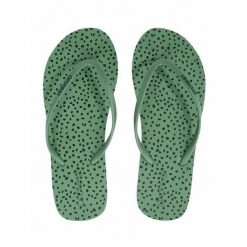 Klapki damskie Protest Prtcoracias. Zielone klapki Protest, bez wzorów, sportowe, bez obcasa, bez zapięcia. Za 138.50 zł.
