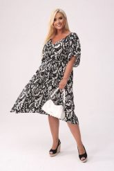 Sukienka Arie w biało-czarny print XXL OVERSIZE. Białe sukienki Moda Size Plus Iwanek, na co dzień, s, bez wzorów, z materiału, eleganckie, bez kołnierzyka, bez ramiączek, midi, oversize. Za 289.90 zł.