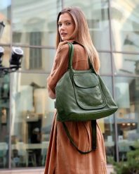 Torebka damska zielona MARCO MAZZINI v86f. Zielone shopper bag MARCO MAZZINI, bez wzorów, ze skóry, eleganckie, duże, bez dodatków. Za 599.00 zł.