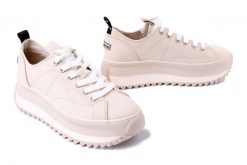 TAMARIS 23731-41 418 ivory, półbuty damskie. Brązowe półbuty wsuwane Tamaris, bez wzorów, bez obcasa. Za 329.90 zł.