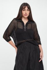 Bluzka damska ażurowa JOSEPH RIBKOFF. Bluzki Joseph Ribkoff, m, w ażurowe wzory, bez kołnierzyka, bez ramiączek. Za 689.00 zł.