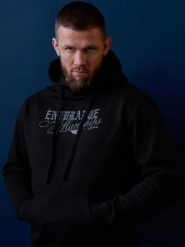 MANTO bluza z kapturem RESOLVE czarna. Czarne bluzy MANTO, l, bez wzorów, z bawełny, z kapturem. Za 249.00 zł.