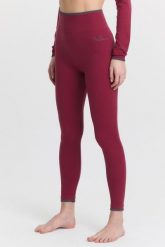 Legginsy merino termoaktywne turystyczne damskie Woolona Bianca. Fioletowe legginsy WOOLONA, bez wzorów, z lycry. Za 261.00 zł.