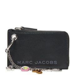 Portfel Marc Jacobs. Czarne portfele Marc Jacobs, bez wzorów. Za 639.99 zł.
