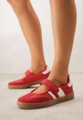 Czerwone Tenisówki w Stylu Balerinek z Zapięciem na Rzep Talwan. Czerwone trampki Born2be, bez wzorów, z jeansu, bez zapięcia, tenisowe. Za 89.99 zł.