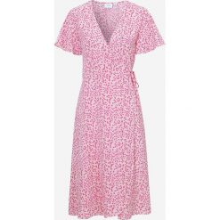 Wzorzysta sukienka kopertowa Lovie. Brązowe sukienki Vila, bez wzorów, bez kołnierzyka, bez ramiączek, midi, kopertowe. Za 169.00 zł.