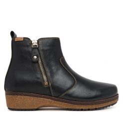 Botki Pikolinos. Czarne botki Pikolinos, bez wzorów, bez obcasa, na słupku, bez zapięcia. Za 759.99 zł.