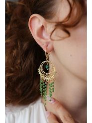 L'Atelier de Gaia Pozłacane kolczyki z malachitami rozmiar: onesize. Zielone kolczyki L'Atelier de Gaia, z malachitem, pozłacane. Za 96.14 zł.