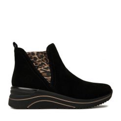 Botki Remonte. Czarne botki Remonte, bez wzorów, bez obcasa, bez zapięcia. Za 379.99 zł.
