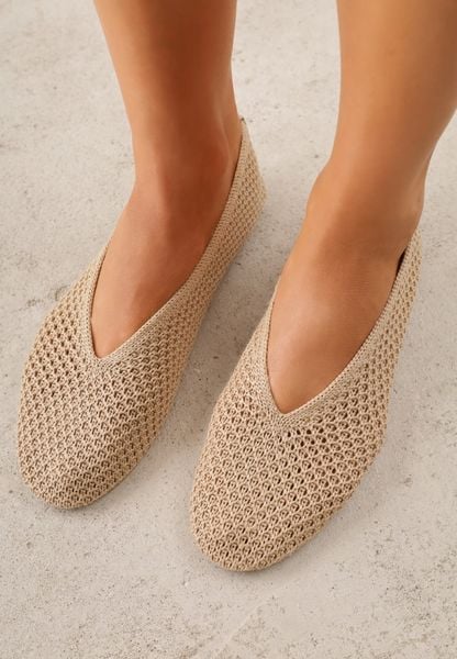 Ciemnobeżowe Balerinki VICES z Plecioną Cholewką Mahala. Brązowe baleriny Renee, bez wzorów, boho, bez obcasa, bez zapięcia. Za 89.99 zł.