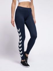 Damskie legginsy Hummel lily. Fioletowe legginsy Hummel, bez wzorów, z dresówki, klasyczne. Za 146.00 zł.