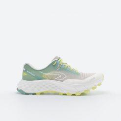Buty do biegania w terenie damskie Kiprun MT Cushion 2. Brązowe buty do biegania KIPRUN, bez wzorów, z kauczuku, bez zapięcia, do biegania. Za 449.99 zł.