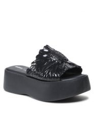 Melissa Klapki Becky Panc + Isabela E 33441 Czarny. Czarne klapki Melissa, bez wzorów, z tworzywa sztucznego, bez obcasa, bez zapięcia. Za 285.00 zł.