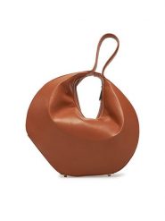 Patrizia Pepe Torebka 8B0046/L047-B815 Brązowy. Brązowe torebki klasyczne Patrizia Pepe, bez wzorów, ze skóry, bez dodatków. Za 1,299.00 zł.