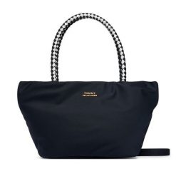 Torebka Tommy Hilfiger. Niebieskie torebki klasyczne Tommy Hilfiger, bez wzorów, z nylonu, klasyczne, bez dodatków. Za 449.99 zł.