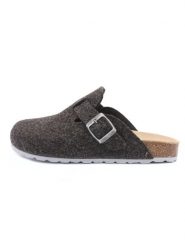 Billowy Kapcie w kolorze czarnym rozmiar: 43. Czarne kapcie Billowy, bez wzorów. Za 153.34 zł.