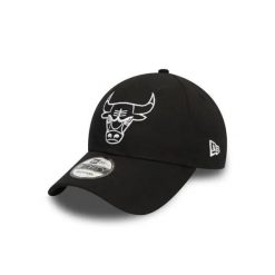 Czapka z daszkiem New Era NBA Chicago Bulls. Czarne czapki z daszkiem New Era, bez wzorów, z bawełny, eleganckie. Za 154.50 zł.