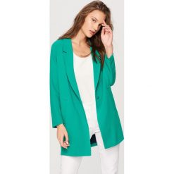 Płaszcz - Zielony. Płaszcze marki Reserved. Za 239.99 zł.
