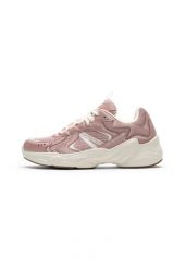 Buty sportowe damskie Fila Collene Evo. Szare buty treningowe Fila, bez wzorów, bez zapięcia, na fitness i siłownię. Za 303.00 zł.