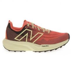 Buty do biegania damskie New Balance Mp Summit. Brązowe buty do biegania New Balance, bez wzorów, z gumy, bez zapięcia, do biegania. Za 681.00 zł.