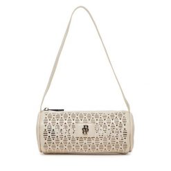 Torebka Badura. Torebki klasyczne Badura, bez wzorów, klasyczne, bez dodatków. Za 159.99 zł.