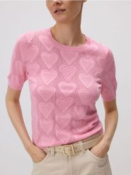 Sweter z ozdobnymi detalami - pastelowy róż. Czerwone swetry Reserved, l, bez wzorów, z dzianiny, klasyczne, bez ramiączek. Za 89.99 zł.