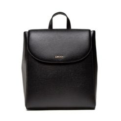 Plecak DKNY. Czarne plecaki DKNY, bez wzorów, bez dodatków. Za 549.99 zł.