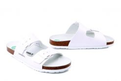 DR. BRINKMANN 603141-3 weiss, klapki damskie. Białe klapki Dr. Brinkmann, bez wzorów, bez obcasa, bez zapięcia. Za 131.67 zł.