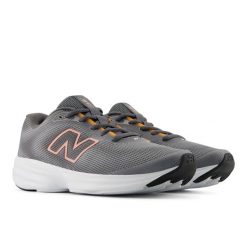 Buty do biegania damskie New Balance 411 V4 W411835. Buty do biegania New Balance, bez wzorów, z gumy, bez zapięcia, do biegania. Za 189.99 zł.