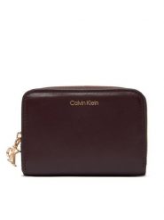 Calvin Klein Portfel Ck Medium Flap Zip Around LV04F1075G Brązowy. Brązowe portfele Calvin Klein, bez wzorów, ze skóry. Za 299.99 zł.